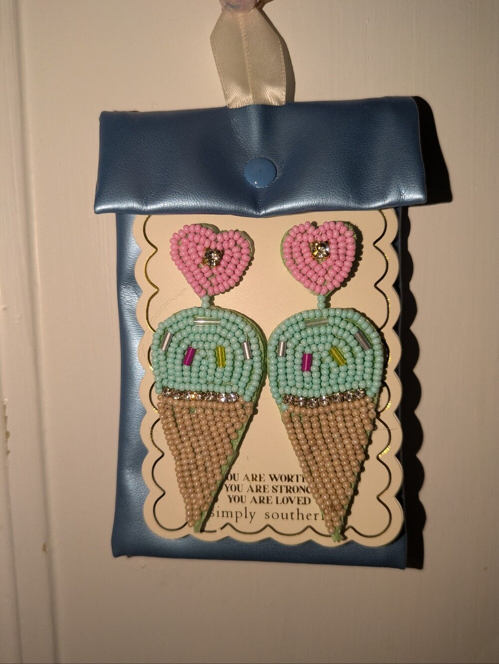 NWT Simply Southern Mint Green Beaded Ice Cream Cone Heart Earrings + Pouch